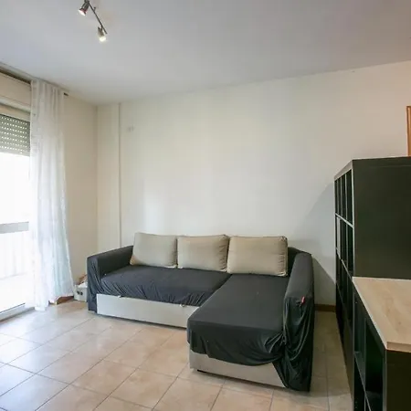 Fiumicino Center House *